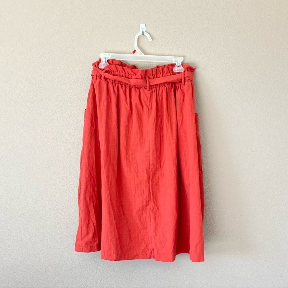 Paperbag Belted Skirt w/ Pockets - Picture 3 of 4